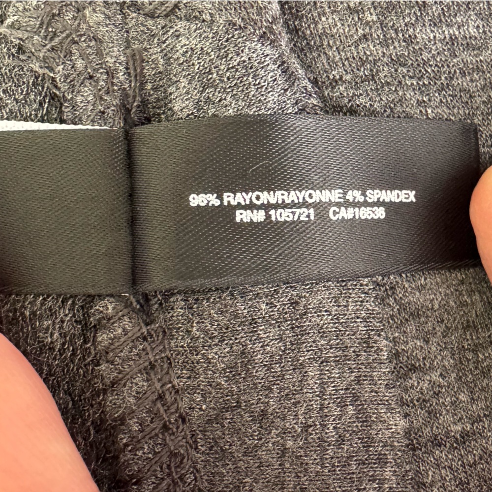 Maidenform Gray V-Neck Long Sleeve Sleep or Lounge Top - Picture 7 of 7